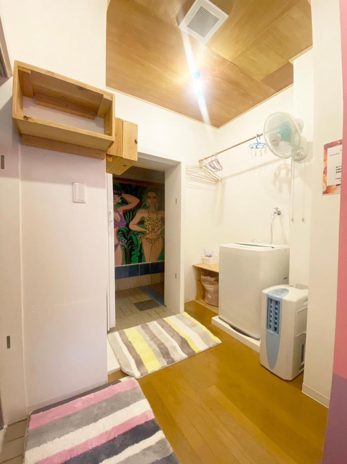 Hostel みーまん奄美 Amami Zewnętrze zdjęcie